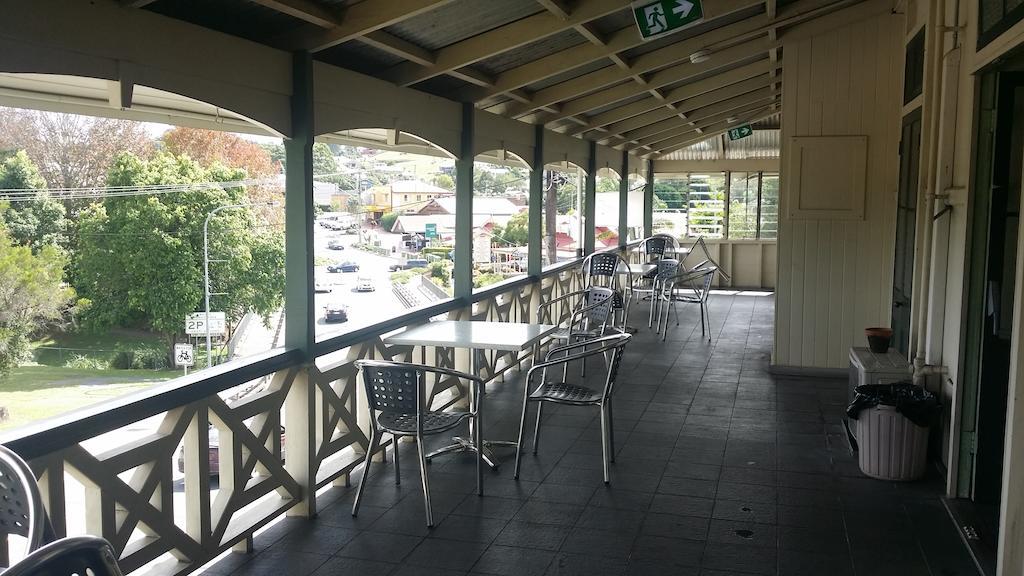 Maleny Hotel ภายนอก รูปภาพ