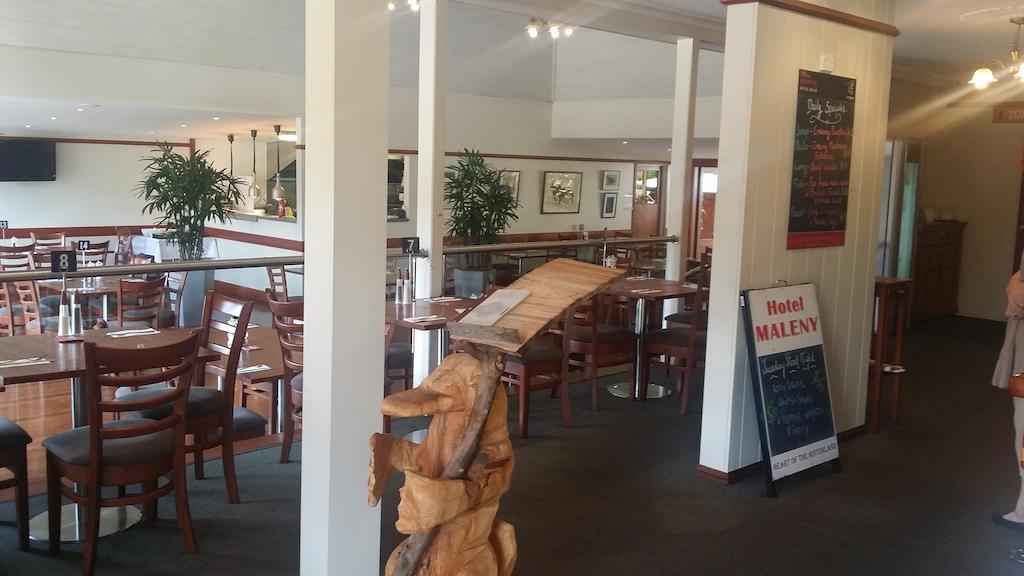 Maleny Hotel ภายนอก รูปภาพ