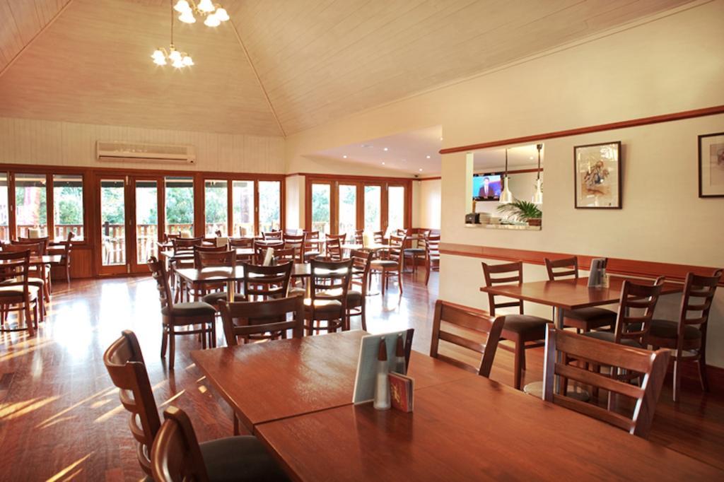 Maleny Hotel ภายนอก รูปภาพ